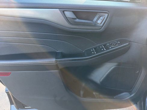 Used 2025 Ford Escape Active image 21