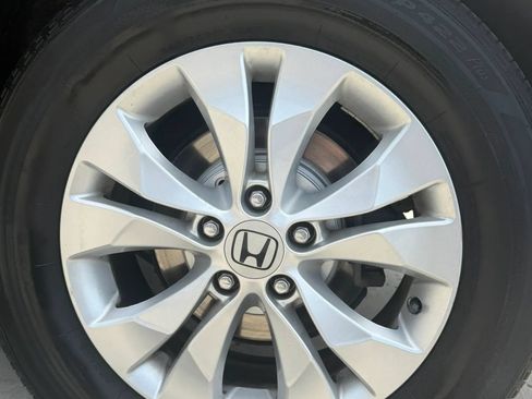 Used 2014 Honda CR-V EX image 9
