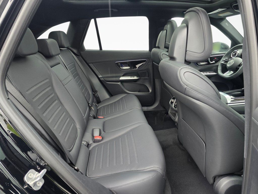 New 2026 Mercedes-Benz GLC 300 4MATIC image 21