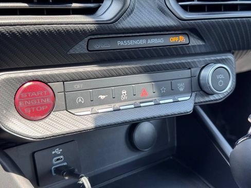 Used 2025 Ford Mustang GT RWD image 12