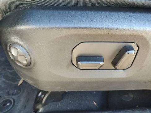 Certified 2024 Jeep Wrangler Unlimited Rubicon w/ XTREMEE 35" Tire Package image 28