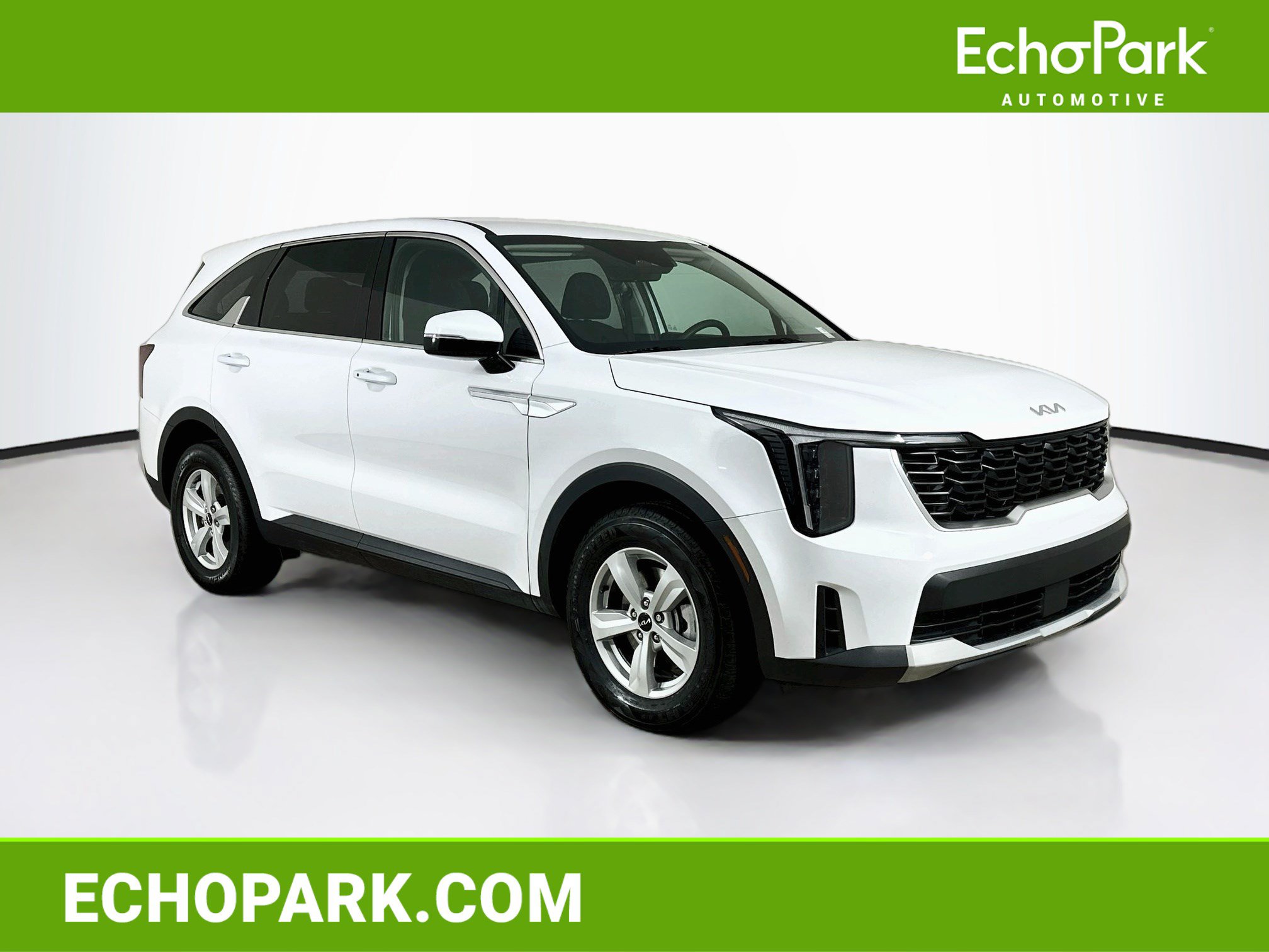 Used 2025 Kia Sorento LX FWD image 1