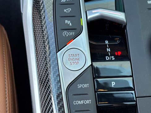 Used 2025 BMW M340i xDrive w/ Premium Package image 33