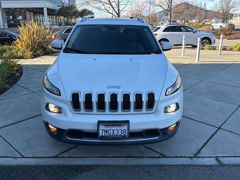 Used 2015 Jeep Cherokee Limited w/ Luxury Group image 3