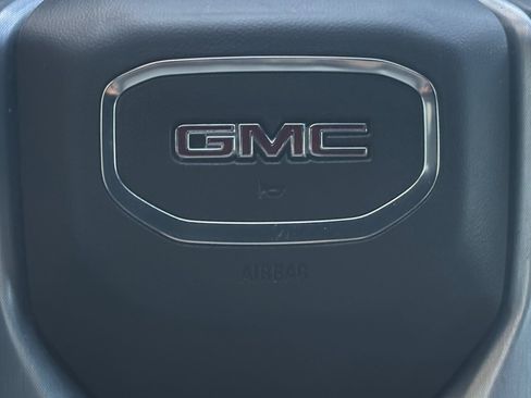 Used 2020 GMC Sierra 1500 SLT image 12