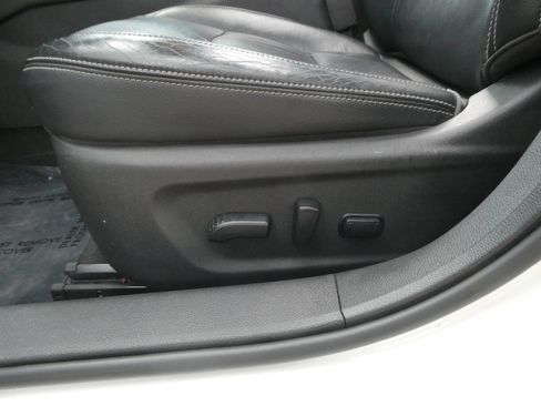 Used 2019 Nissan Altima 2.5 Platinum FWD image 17