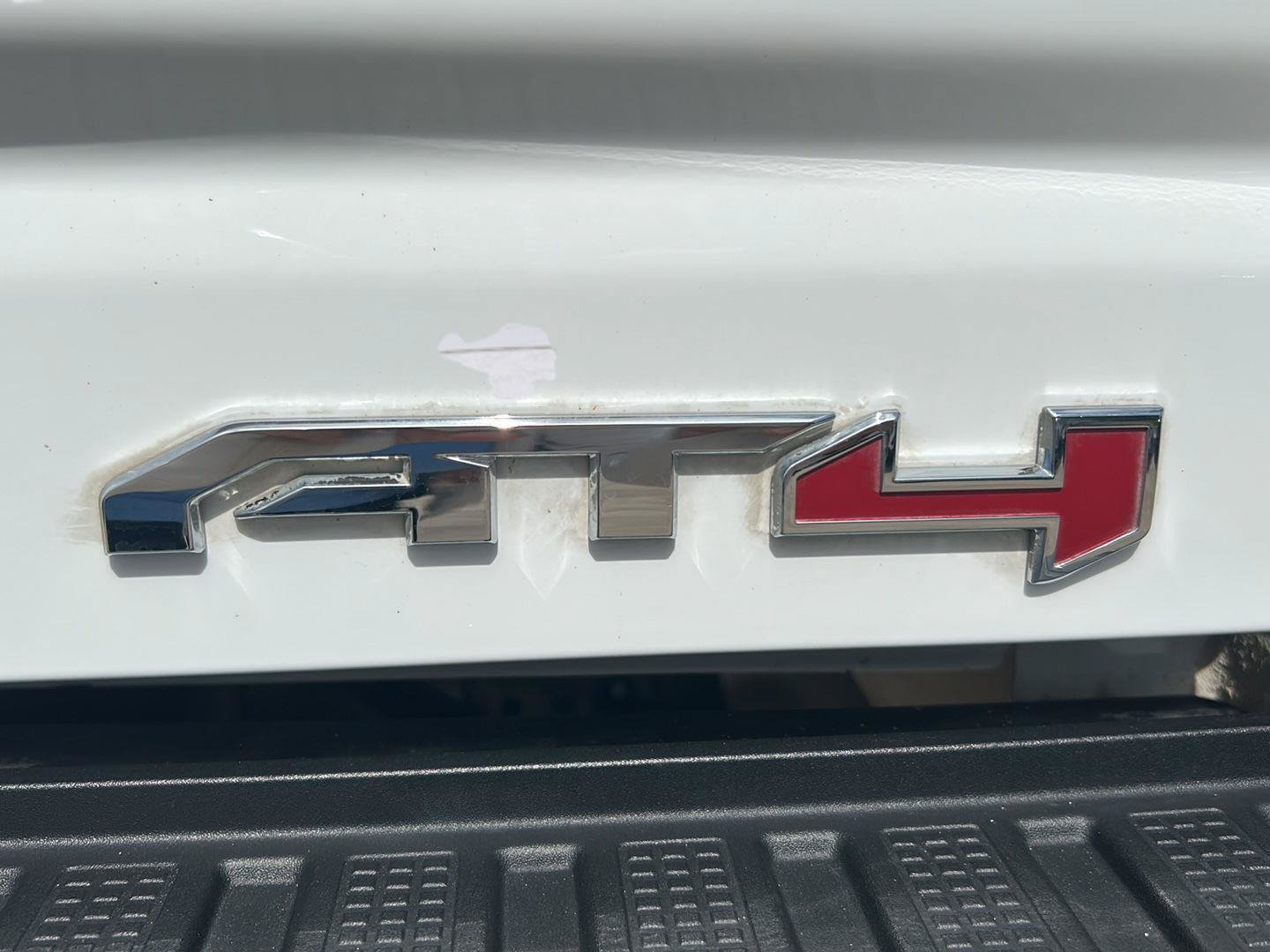 Used 2023 GMC Sierra 2500 AT4 w/ AT4 Preferred Package AWD/4WD image 33