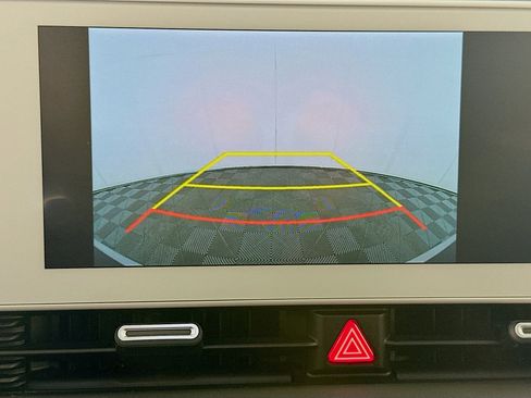 Used 2024 Hyundai Ioniq 5 SE image 23