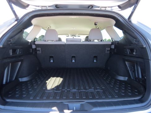 Used 2023 Subaru Outback Premium AWD/4WD image 10