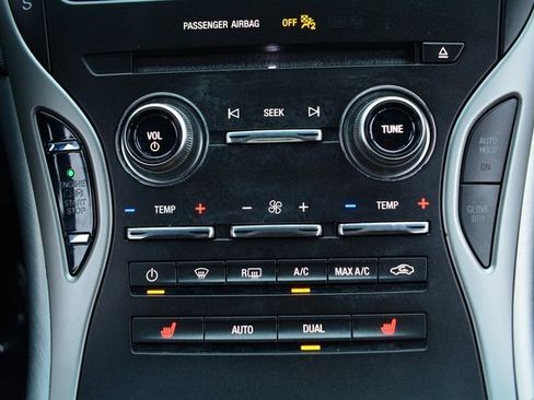 Used 2019 Lincoln Nautilus FWD image 30