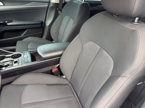 Used 2022 Kia K5 LXS FWD image 3