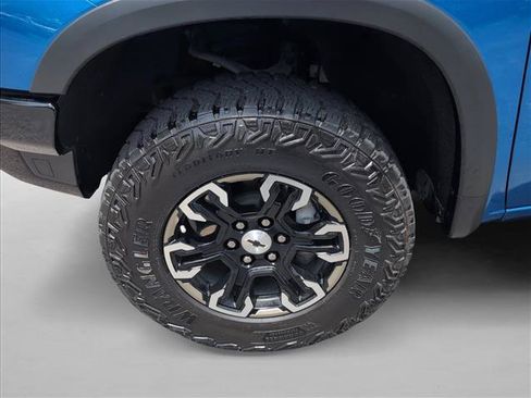 Used 2022 Chevrolet Silverado 1500 ZR2 w/ Technology Package AWD/4WD image 25