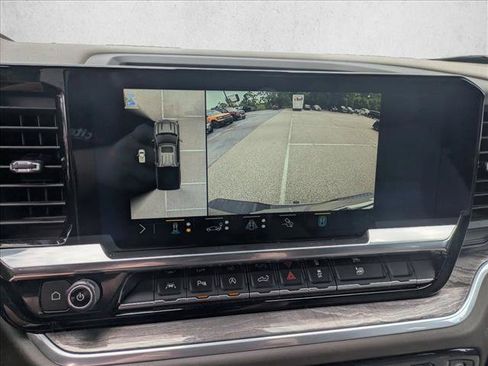 Used 2022 Chevrolet Silverado 1500 LTZ w/ LTZ Convenience Package II RWD image 13