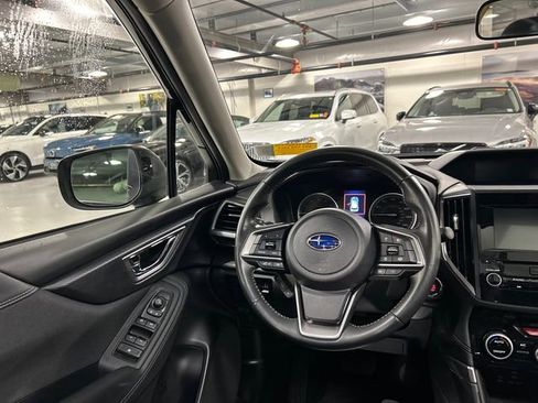 Used 2022 Subaru Forester Premium image 24