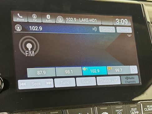 Used 2018 Honda Odyssey EX image 21