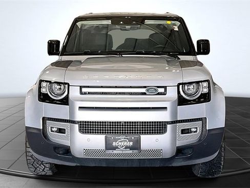 Used 2021 Land Rover Defender 110 SE image 3