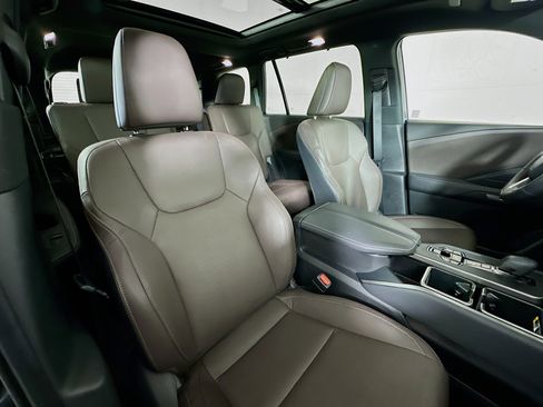 Used 2025 Lexus TX 350 AWD w/ Technology Package image 28