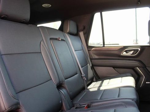 Used 2023 Chevrolet Tahoe LT AWD/4WD image 17