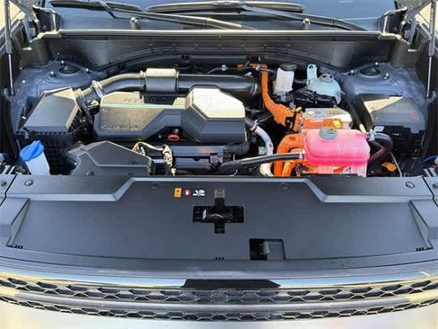 Certified 2025 Hyundai Santa Fe Calligraphy image 19