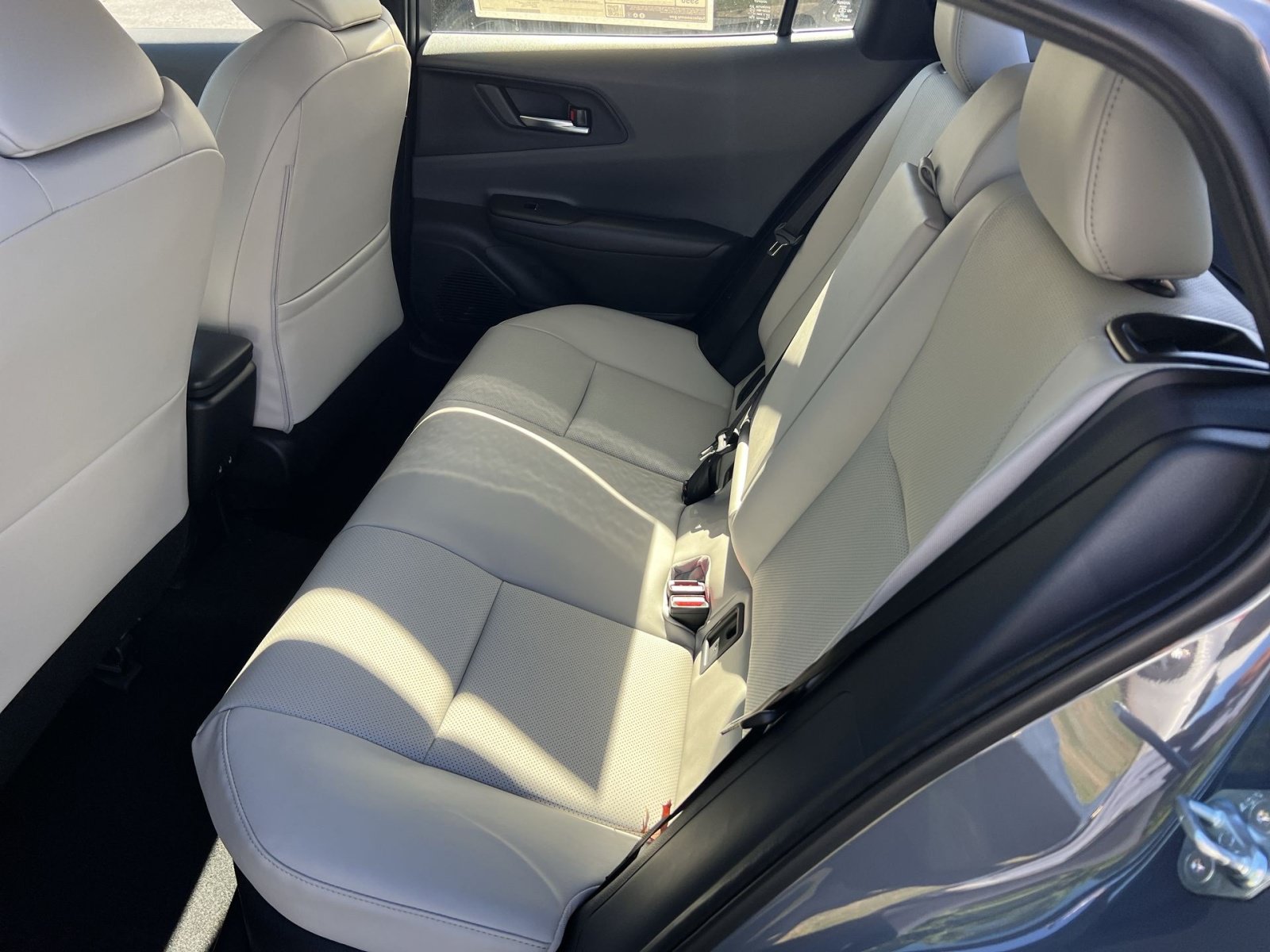New 2027 Toyota Prius Limited w/ Limited Premium Package AWD/4WD image 19