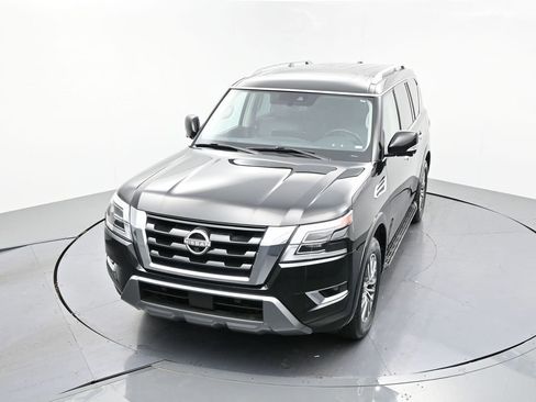 Used 2024 Nissan Armada SL w/ Captain's Chairs Package RWD image 19