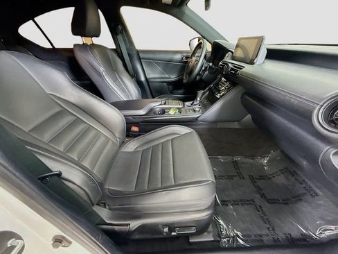 Used 2024 Lexus IS 350 F Sport RWD image 28
