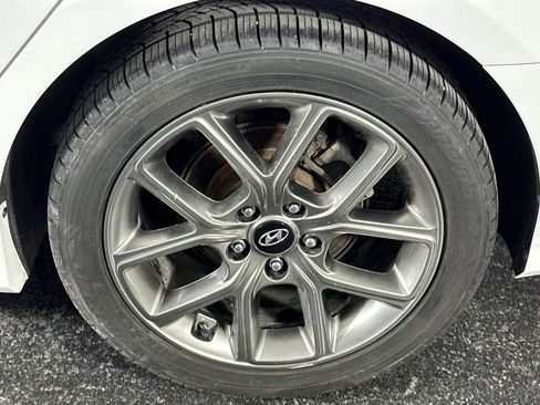 Used 2018 Hyundai Sonata Sport FWD image 10