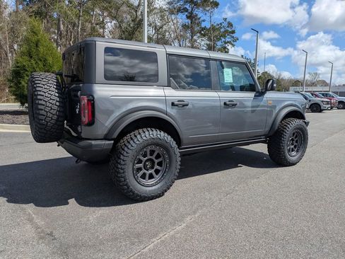 New 2025 Ford Bronco Badlands AWD/4WD image 4