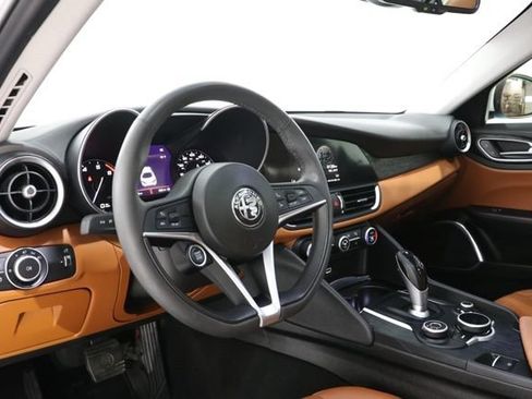 Used 2019 Alfa Romeo Giulia AWD w/ Cold Weather Package image 13