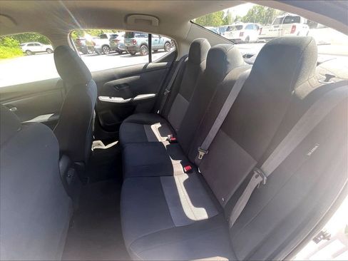 Used 2024 Nissan Sentra SV FWD image 25