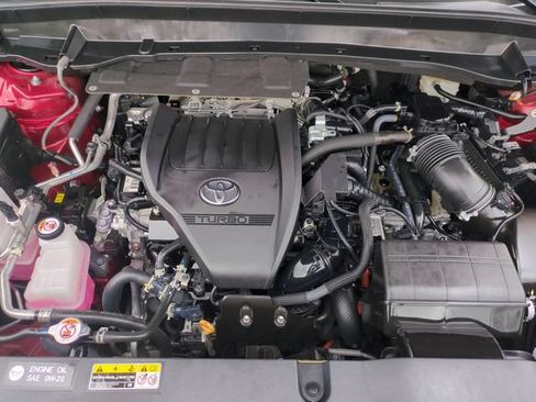 Used 2025 Toyota Grand Highlander AWD Hybrid image 32