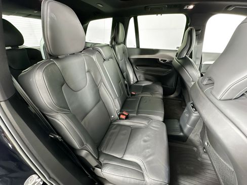 Used 2022 Volvo XC90 T8 R-Design w/ Advanced Package image 29