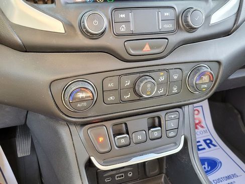 Used 2020 GMC Terrain SLE w/ Driver Convenience Package FWD image 22