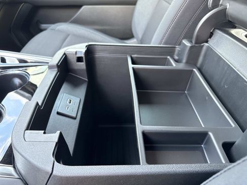 New 2025 Chevrolet Tahoe LS image 31