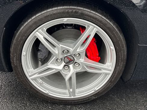 Used 2025 Chevrolet Corvette Stingray Coupe w/ 1LT image 9