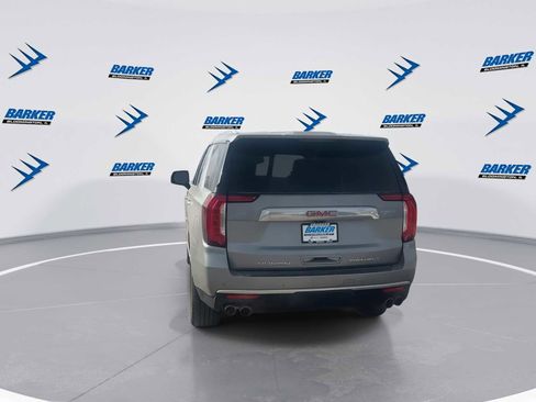 Used 2024 GMC Yukon Denali w/ Advanced Technology Package image 7