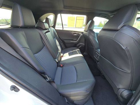 Used 2025 Toyota RAV4 XSE w/ Advanced Technology Package AWD/4WD image 12