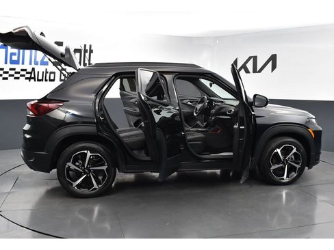 Used 2023 Chevrolet TrailBlazer RS image 36