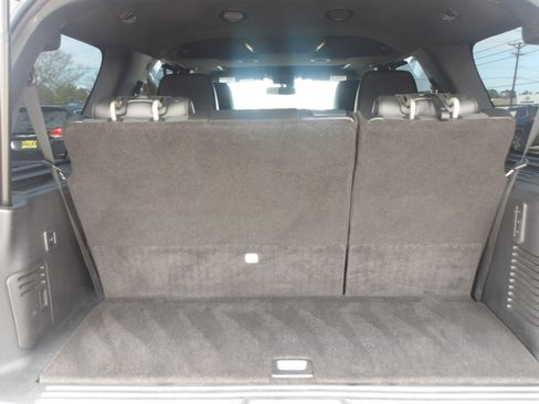 Used 2016 Ford Expedition Limited w/ Equipment Group 301A image 13