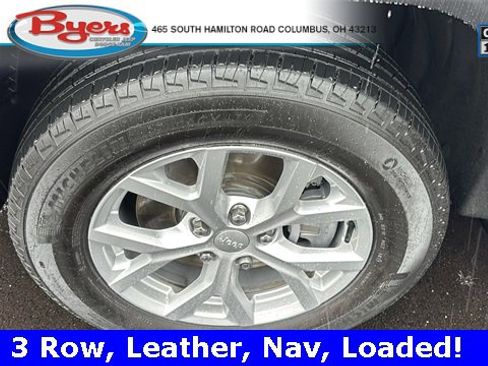 Used 2023 Jeep Grand Cherokee L Limited w/ Luxury Tech Group II image 30