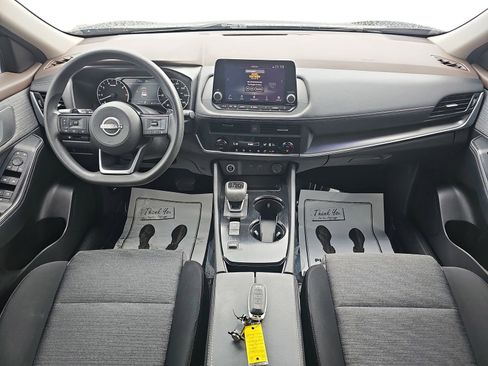Used 2023 Nissan Rogue SV FWD image 10