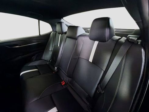 Used 2025 Toyota Camry SE FWD image 21