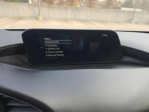 Used 2025 MAZDA MAZDA3 s image 18