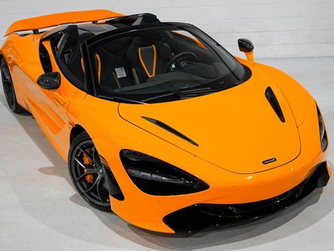 Used 2022 McLaren 720S Performance image 31