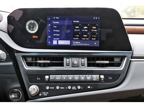 Used 2025 Lexus ES 350 w/ Premium Package image 21