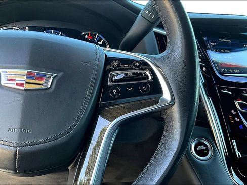 Used 2020 Cadillac Escalade Platinum AWD/4WD image 11