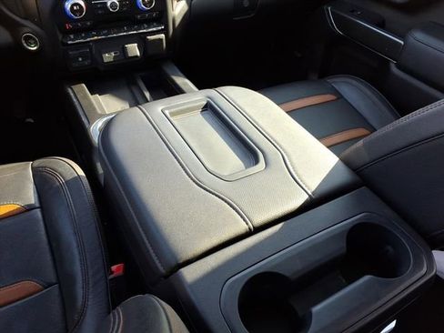 Used 2021 GMC Sierra 2500 AT4 w/ AT4 Premium Plus Package image 27