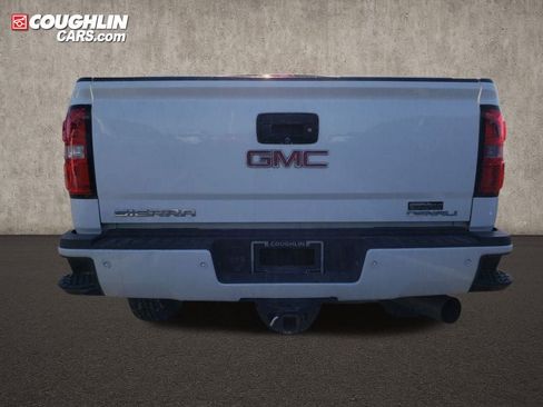 Used 2016 GMC Sierra 3500 Denali w/ Duramax Plus Package image 5