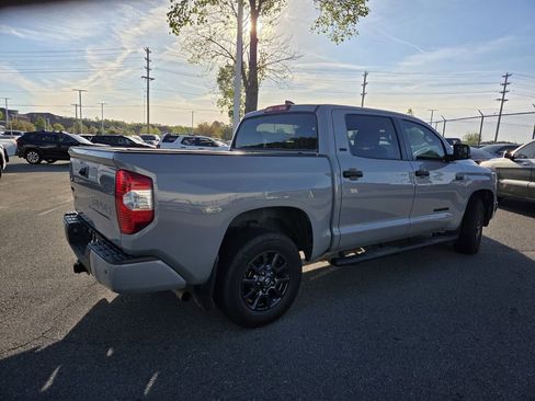 Used 2021 Toyota Tundra SR5 w/ Trail Edition image 5