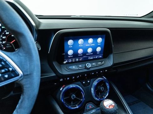 Used 2022 Chevrolet Camaro SS RWD image 25
